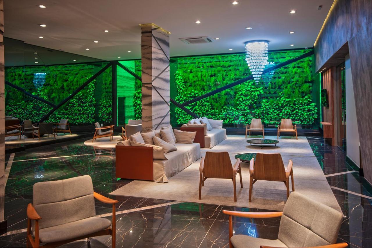 Edificio Time Aparthotel *